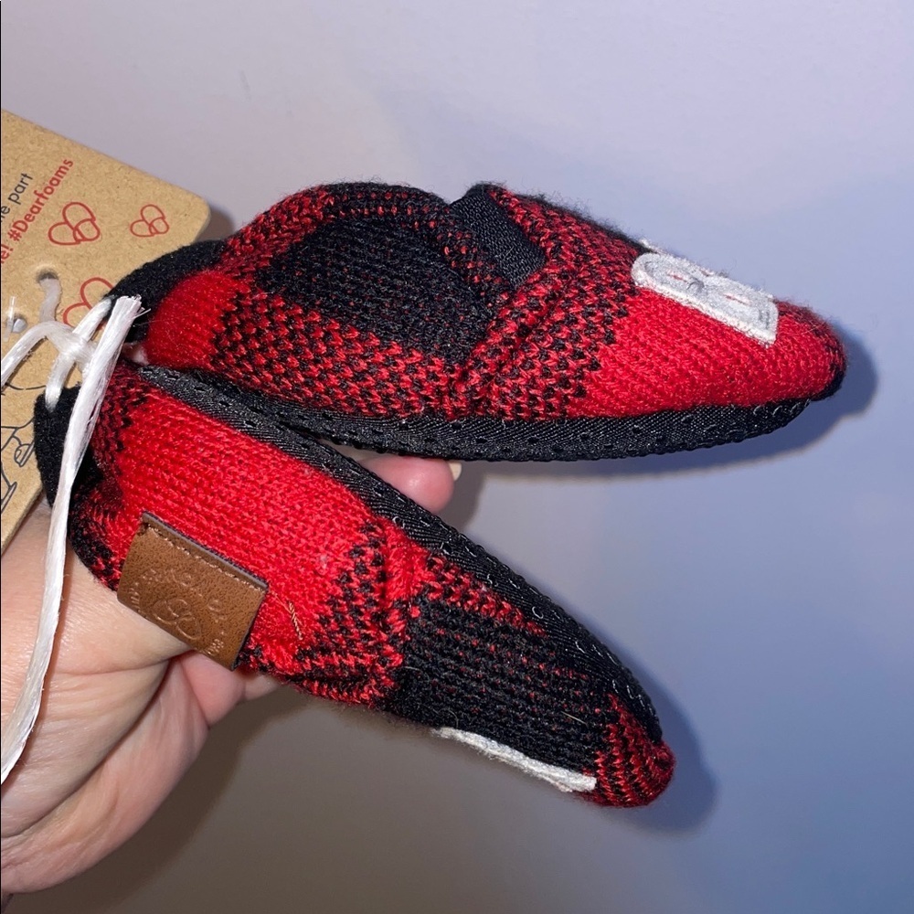 Dearfoams Memory Foam Red Black Buffalo Check Baby Bear Limited Edition Slippers - Picture 12 of 16